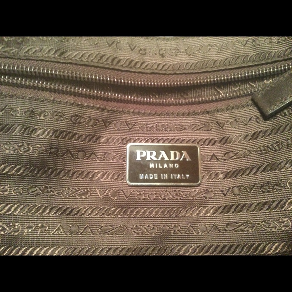 Authentic Rare Prada Shoulder Bag with Top Hook & Loop Closure - Picture 10 of 16